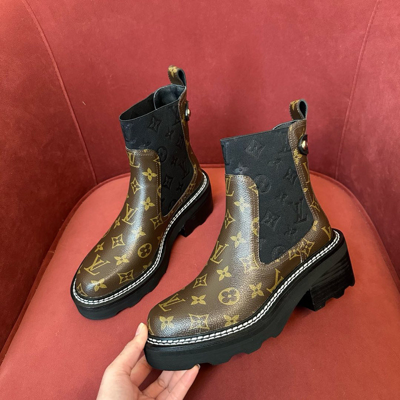 LVT BOOTS