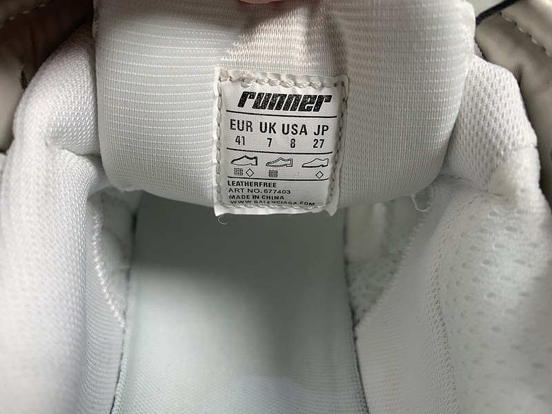 Ba*len*cia*ga runner sneaker