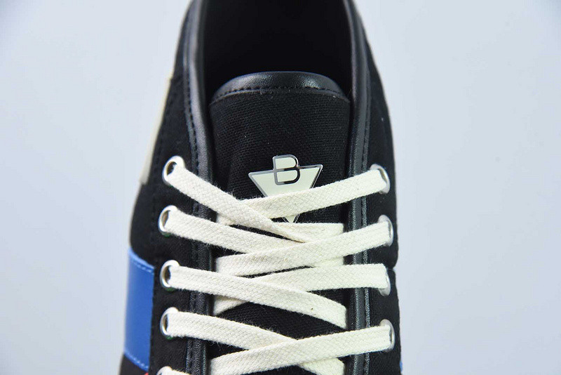 b0tt*ga Ven*ta sneaker