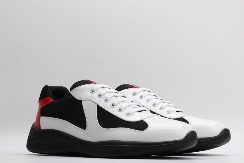pr sneaker