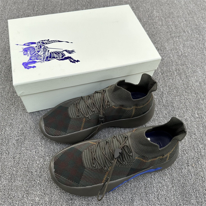 Bv*b*rry sneaker