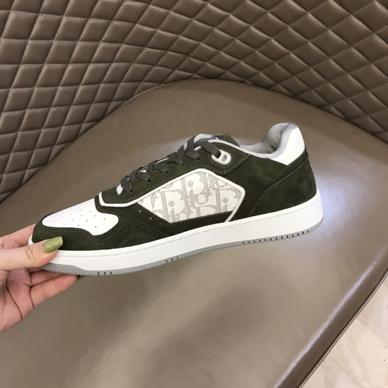 dio* sneaker