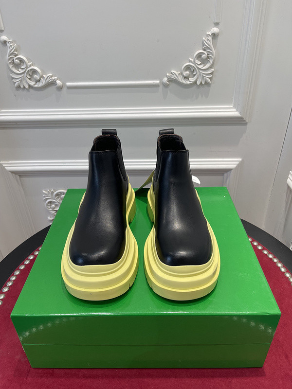Bo*te*ga ve*ne*ta sneaker