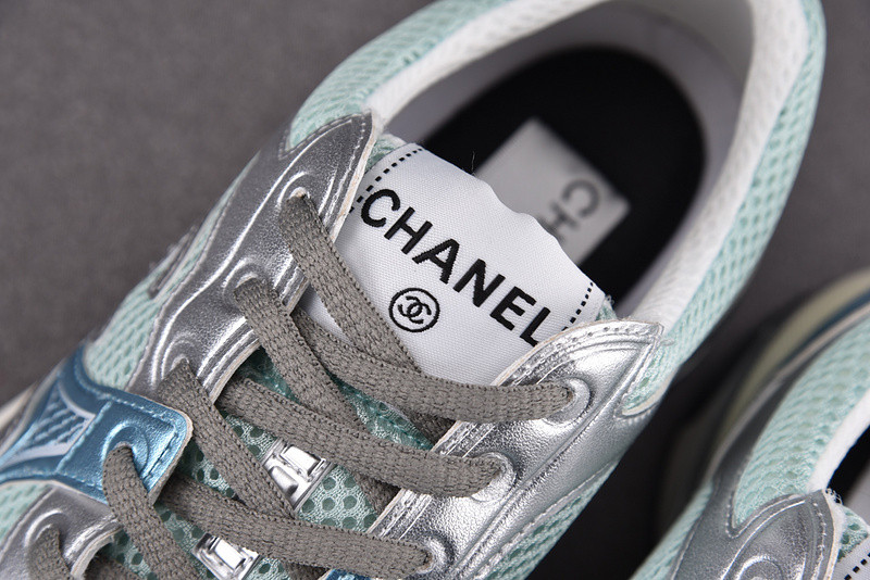 Ch*el sneaker