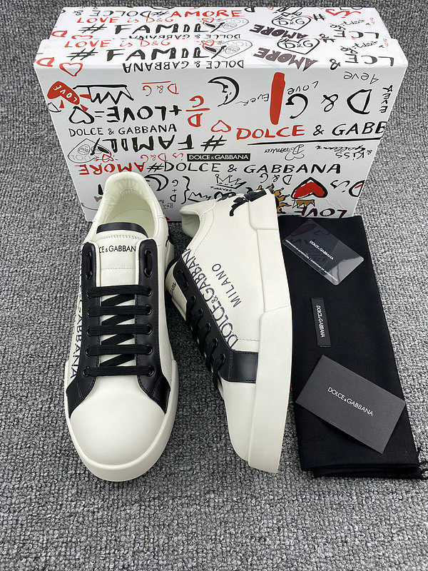 dg sneaker