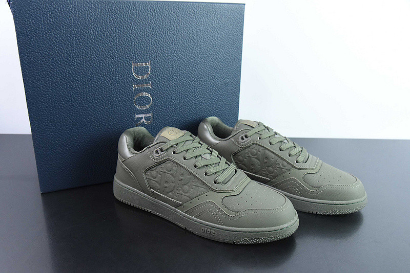 dio* sneaker