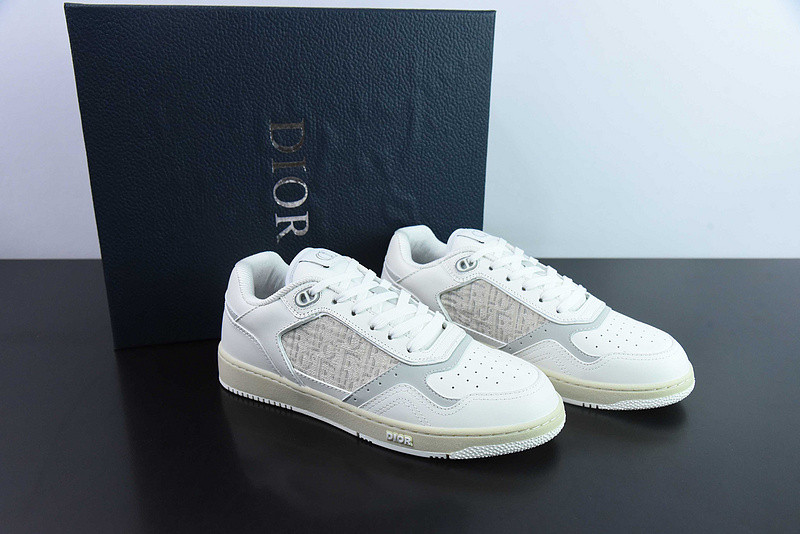 dio* sneaker