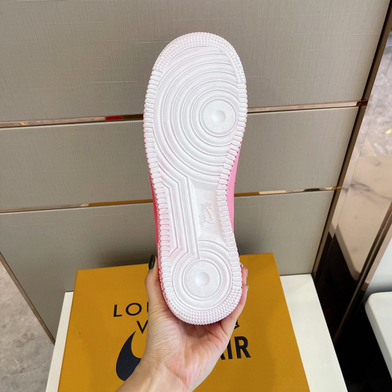 lvt x nike air force1