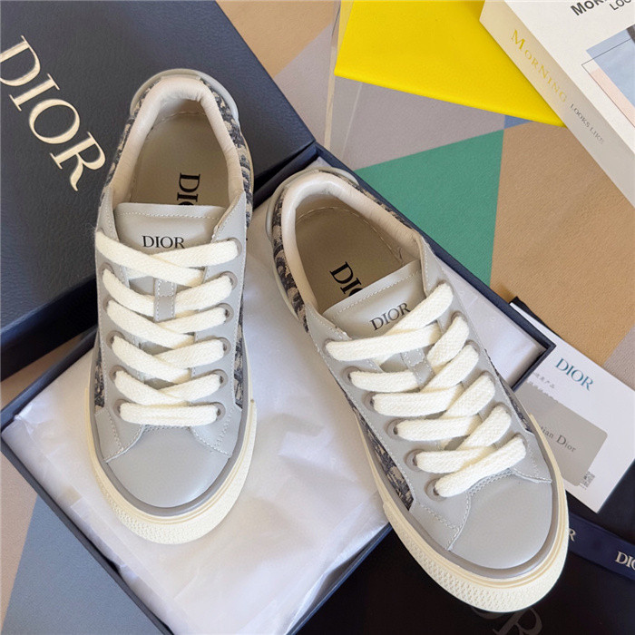 DIO* B33 SNEAKER