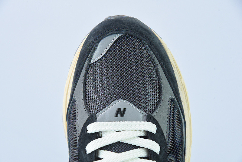 new balance sneaker