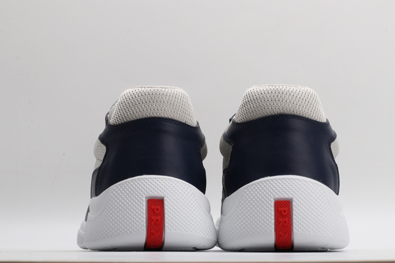 pr sneaker