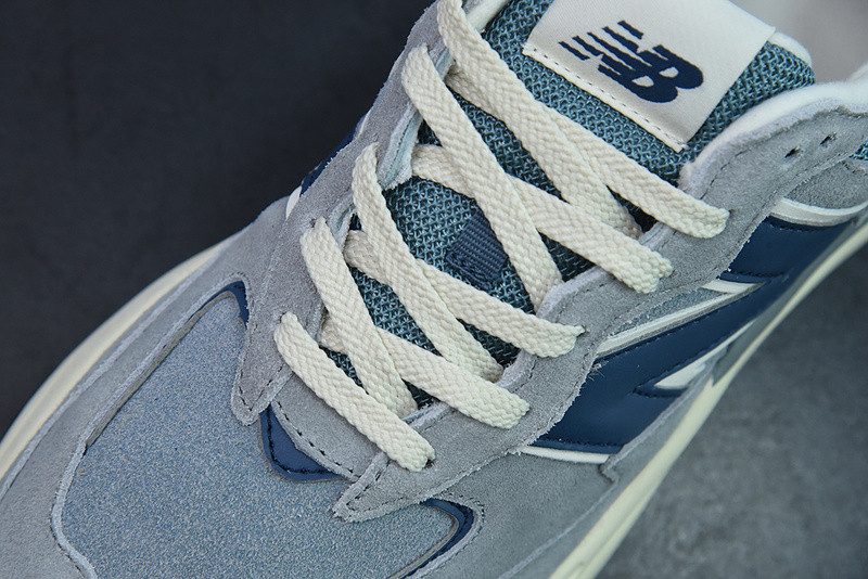 new balance sneaker