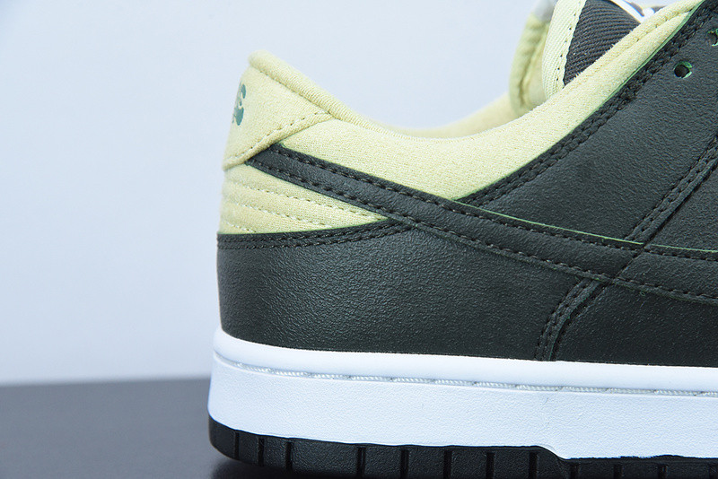 nike dunk low avocado dm7606-300