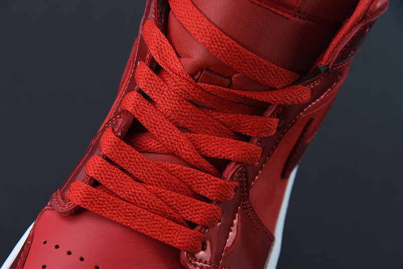 wmns air jordan 1 mid se 