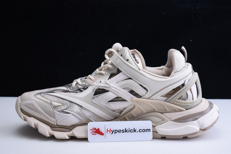 bc track sneaker