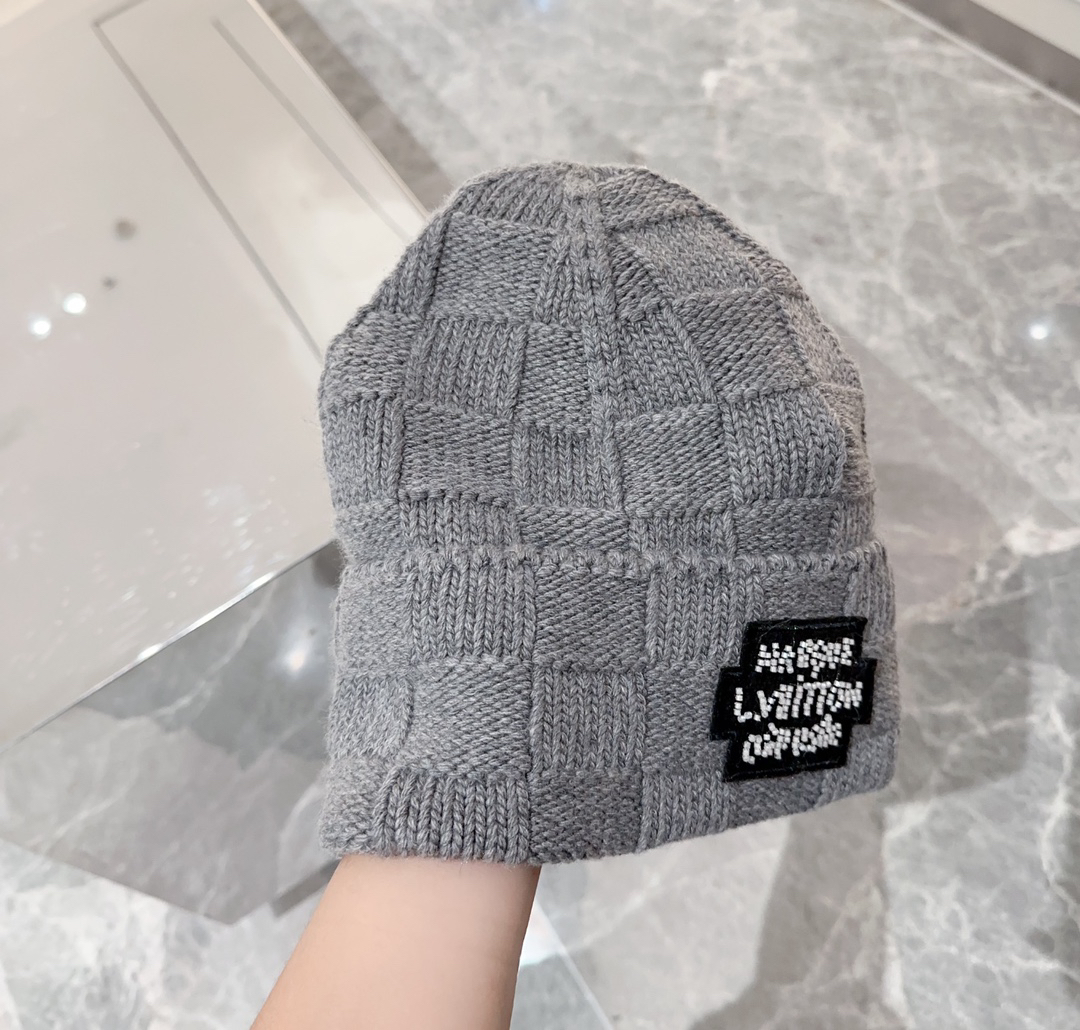 lvt Hat